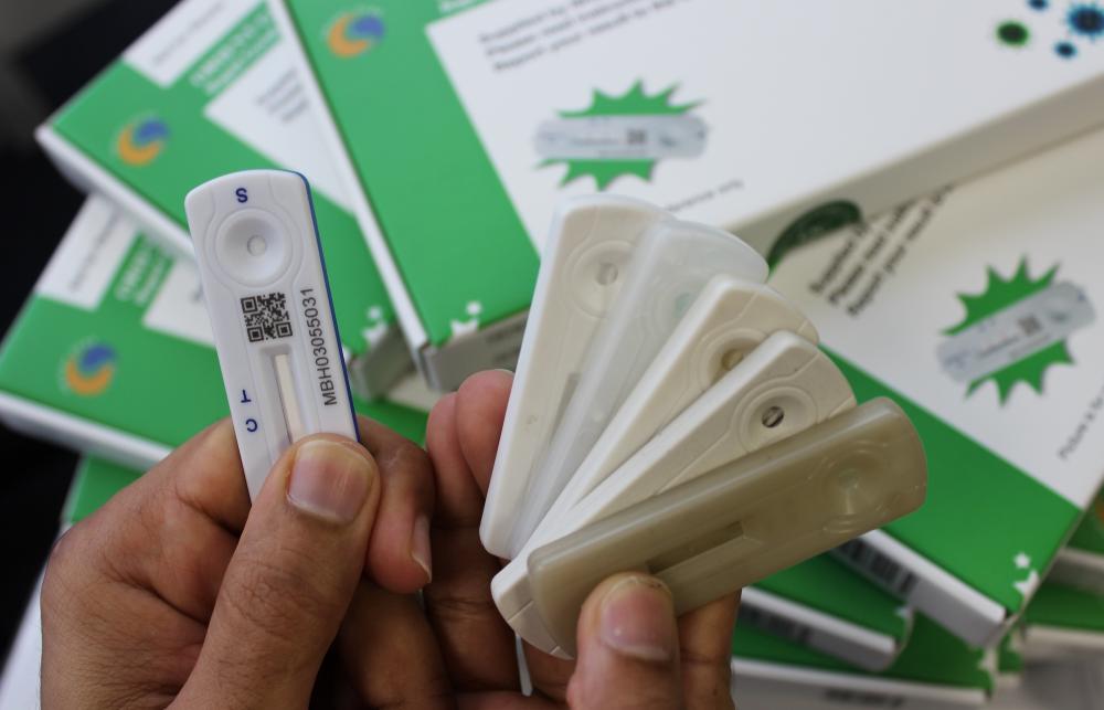 Examples of six different lateral flow tests